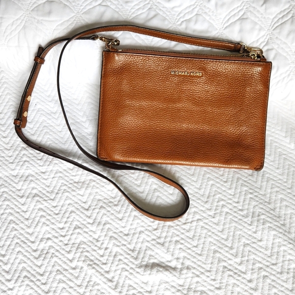 Michael Kors Tan Leather Crossbody Bag - Picture 3 of 9
